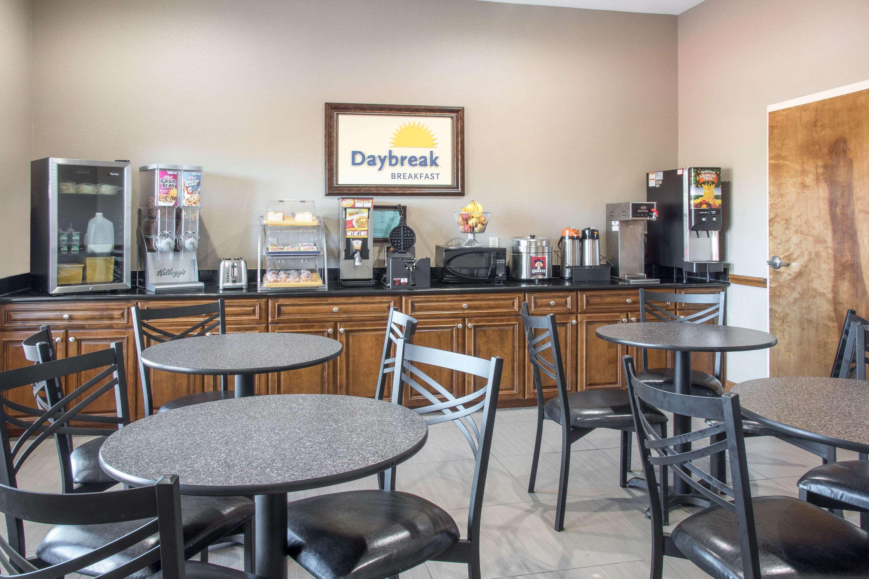 Days Inn By Wyndham Baytown East Εξωτερικό φωτογραφία