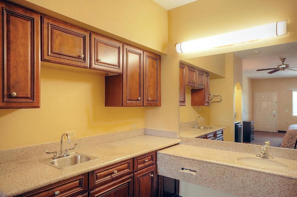 Days Inn By Wyndham Baytown East Εξωτερικό φωτογραφία
